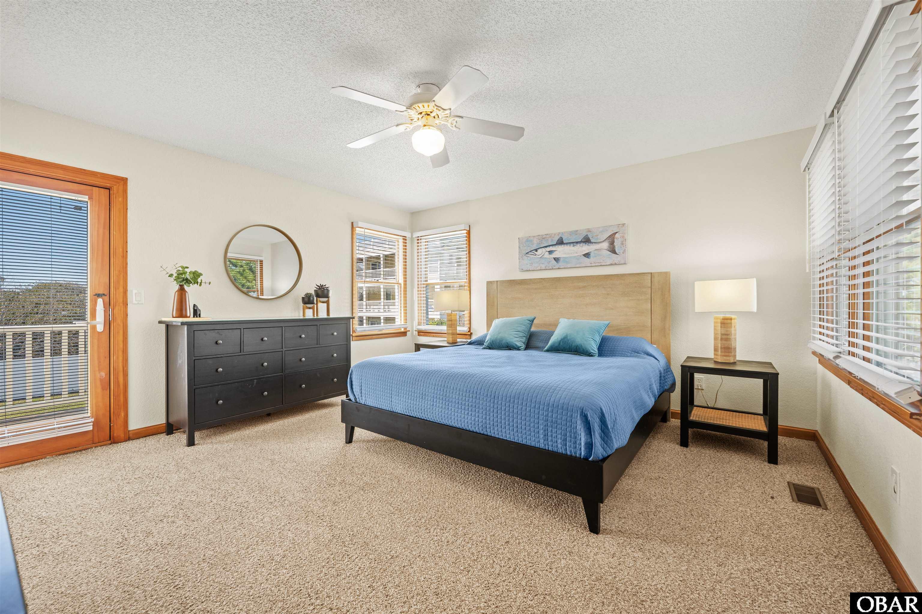 880 Lighthouse Drive 