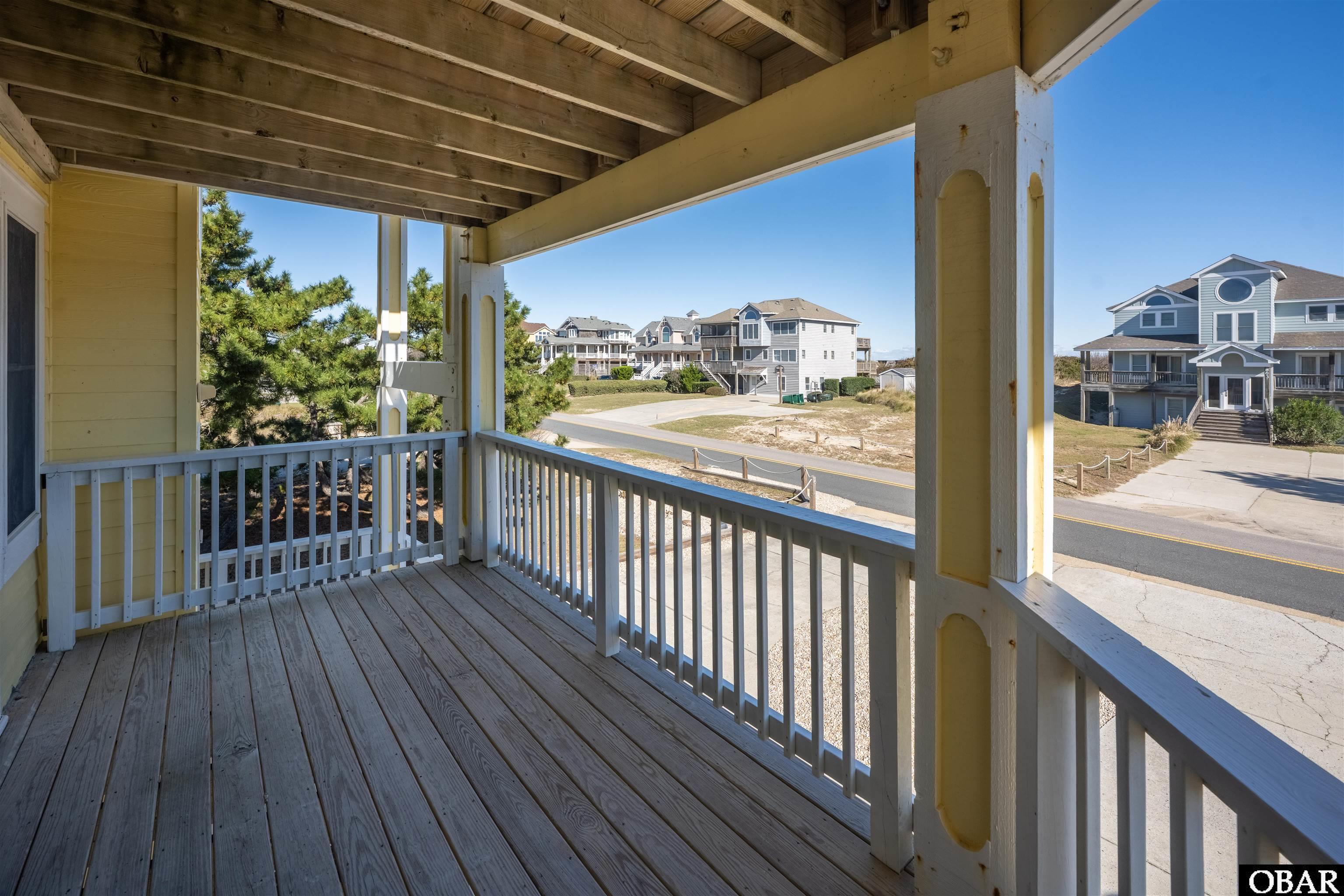 880 Lighthouse Drive 