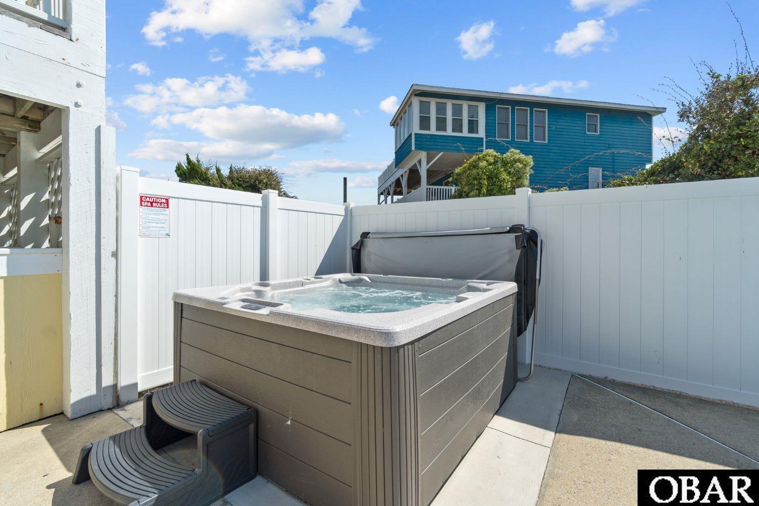 880 Lighthouse Drive 