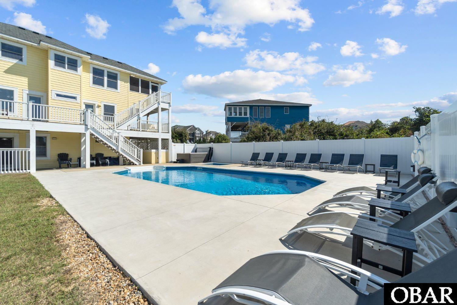 880 Lighthouse Drive 