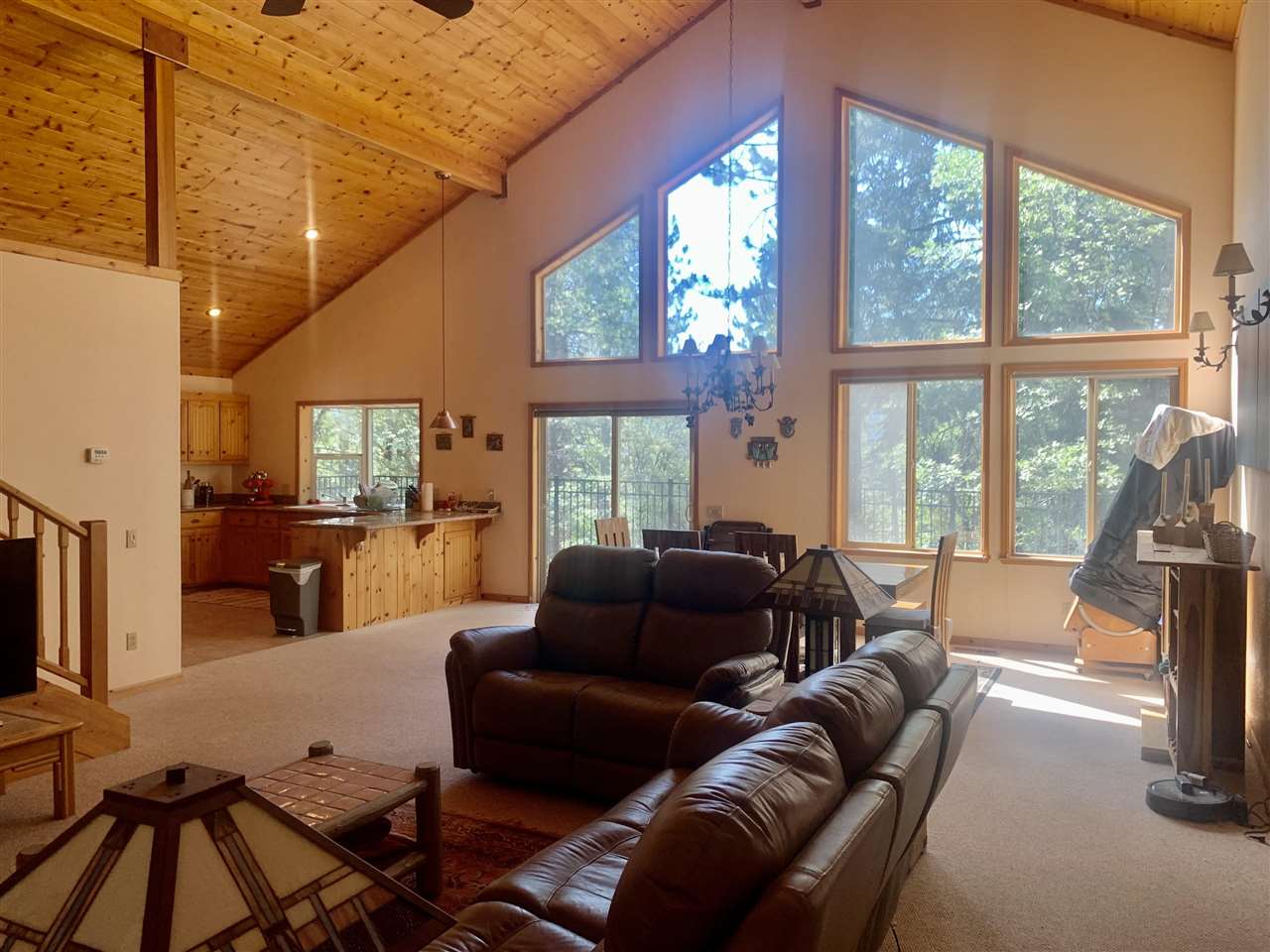 137 WILLIAMS VALLEY ROAD, GREENVILLE, CA 95947