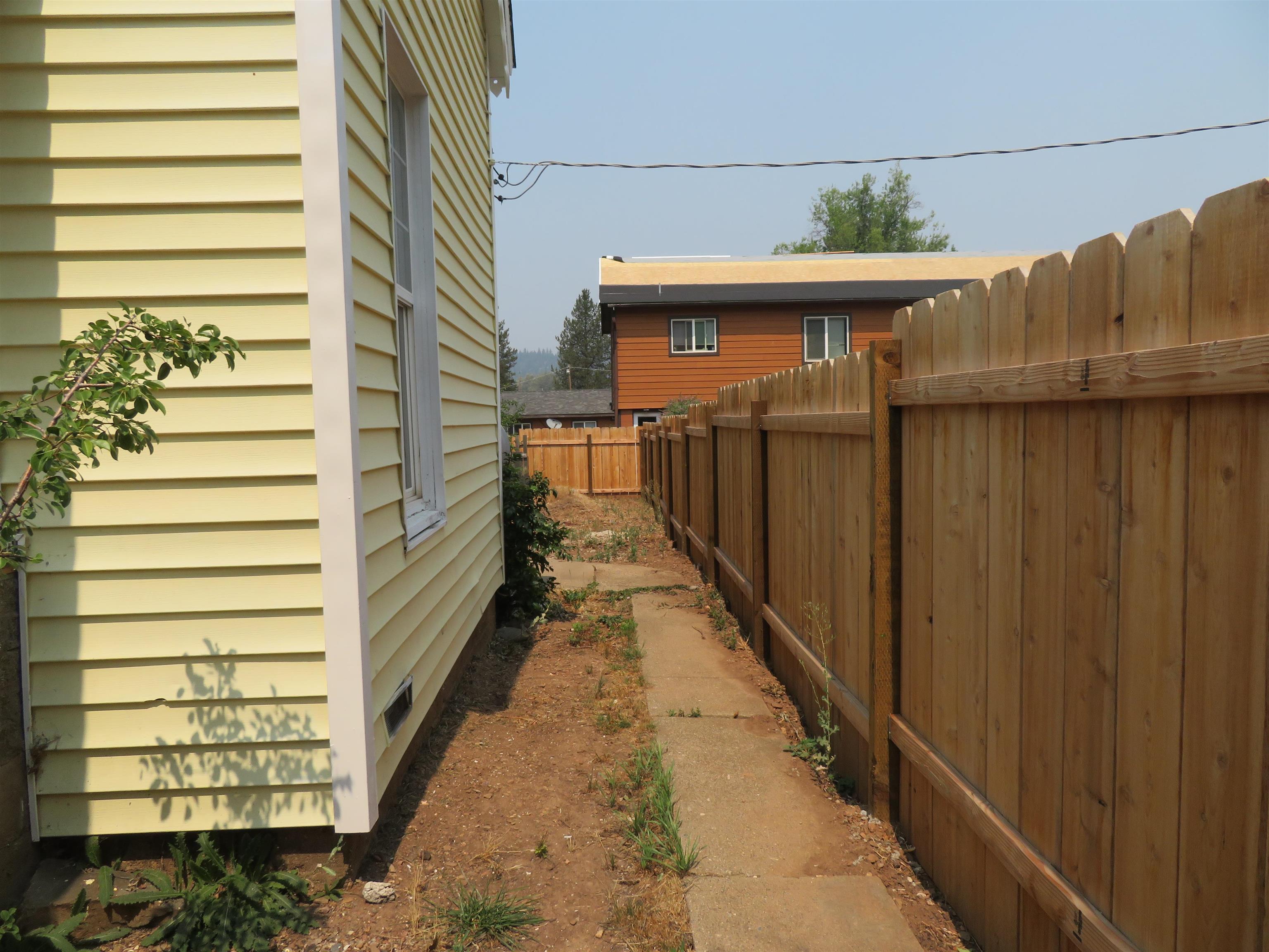 627 MAIN STREET, QUINCY, CA 95971 – Town & Country Properties