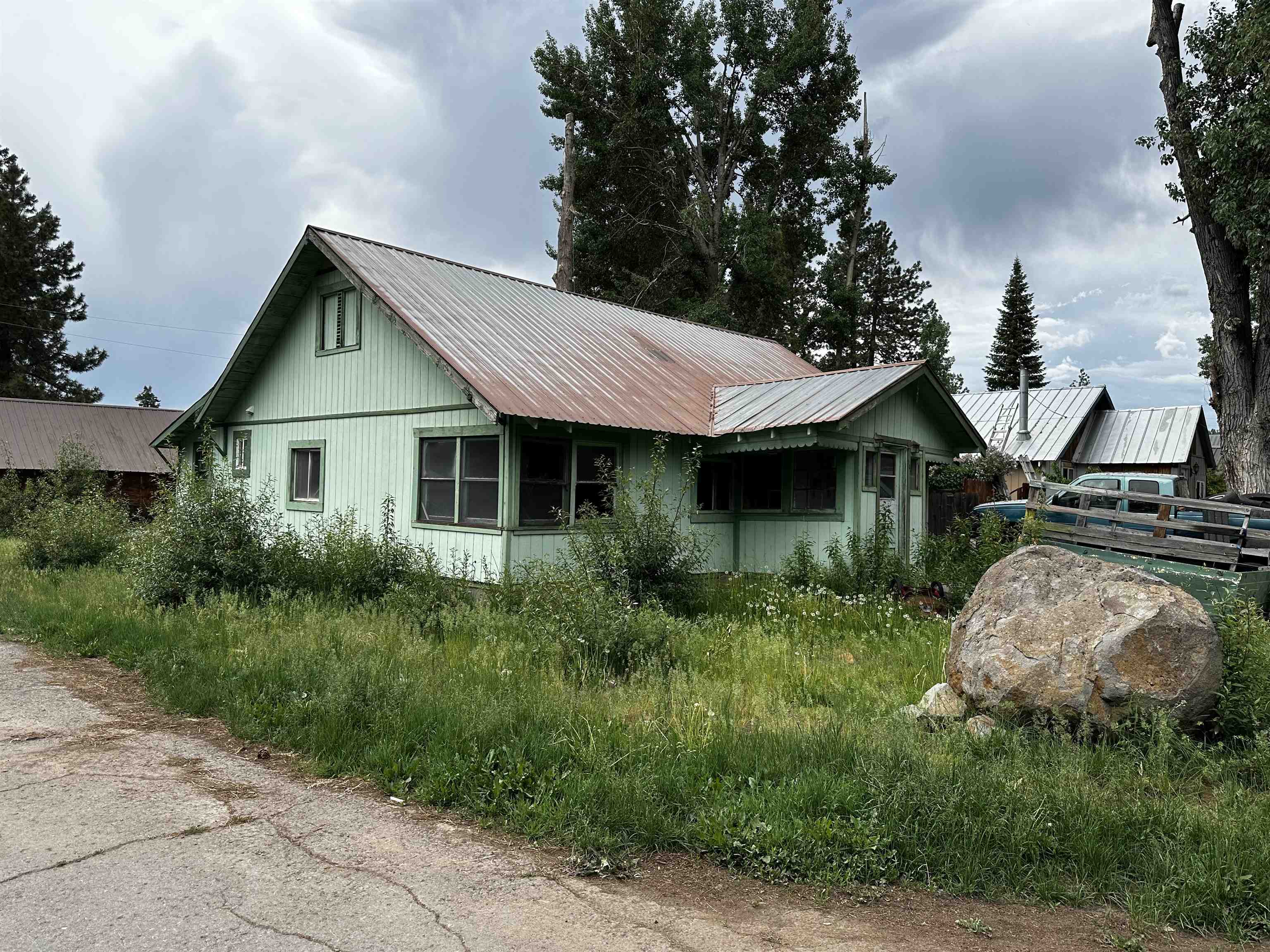 101 Delwood Street Westwood, California 96137 20230495 Lassen