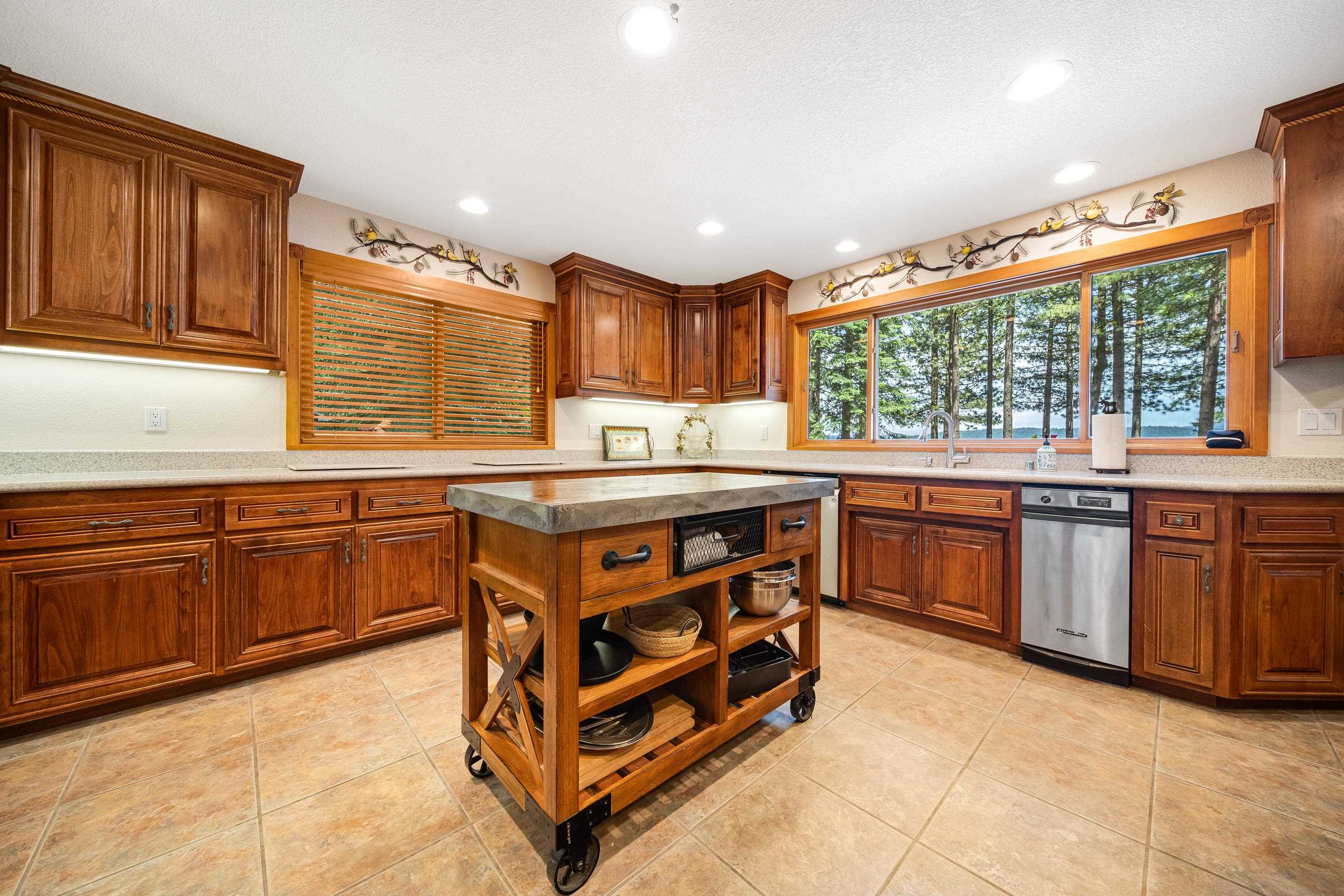 126 Kokanee Trail Lake Almanor West, California 96020 20230578