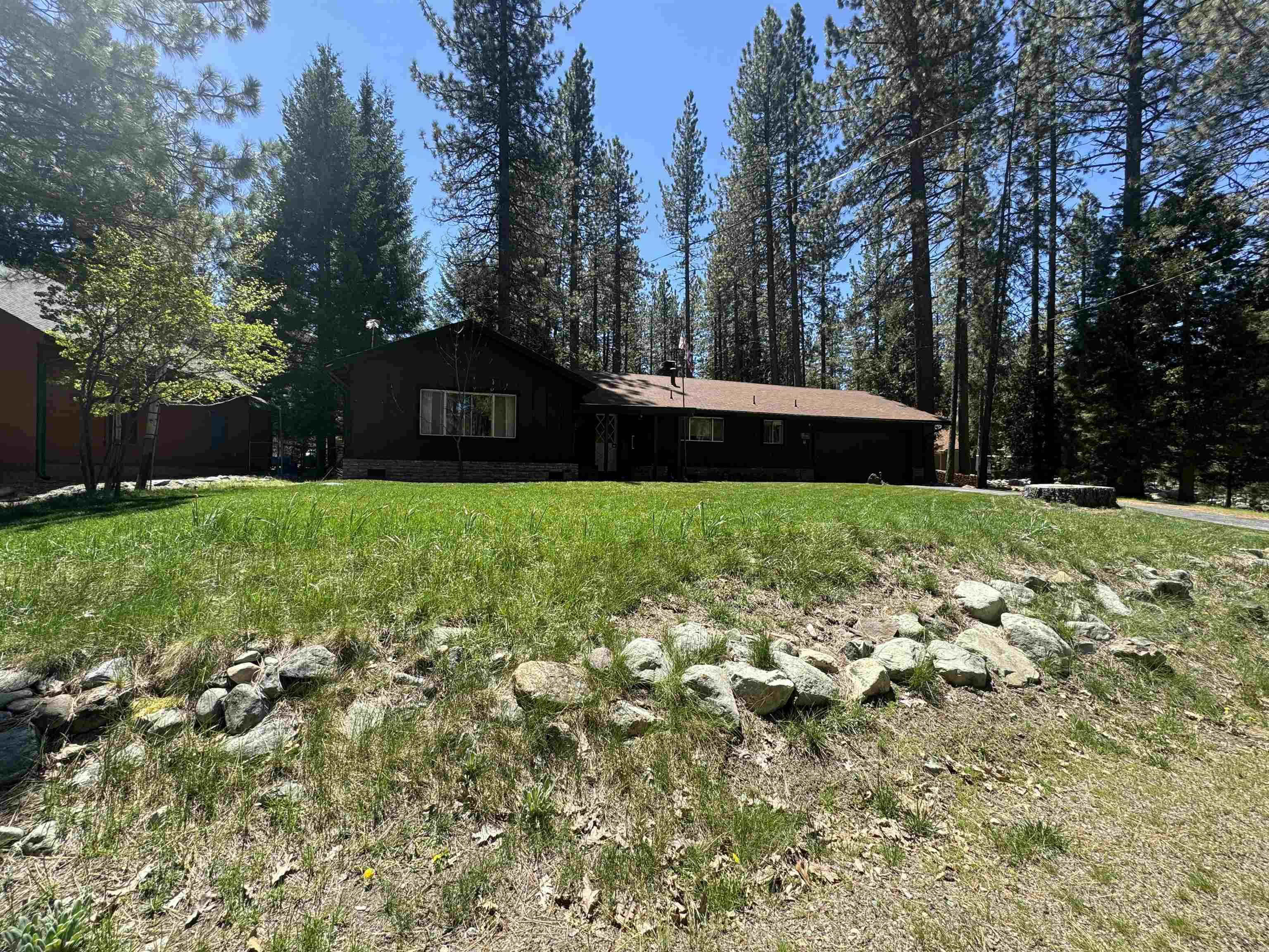 11 Wintun Trail Graeagle, California 96103 20240445 Lassen, Modoc