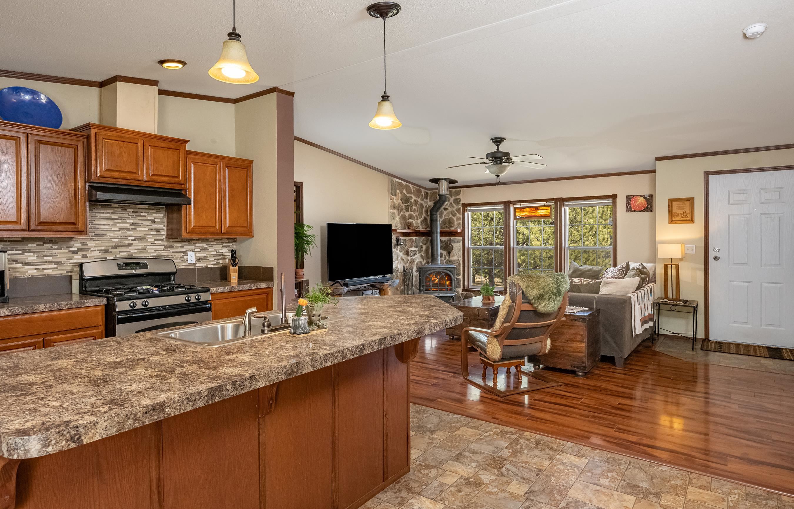 56 Windy Hill Rd, Angel Fire/Eagle Nest, NM 87718