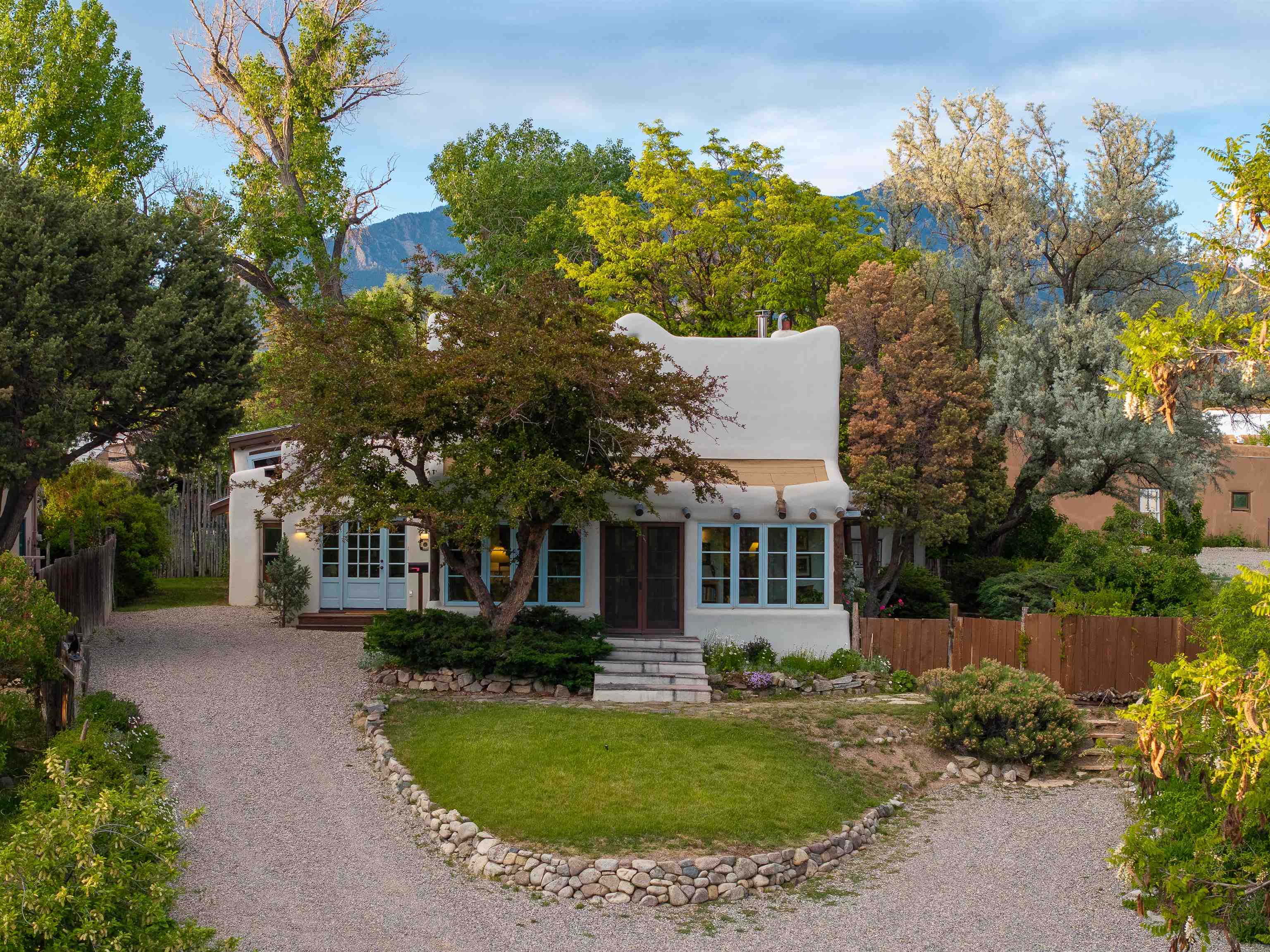 Taos Real Estate, MLS 113400