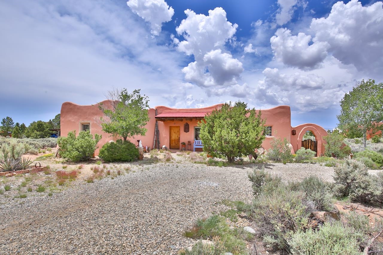 Taos Real Estate, MLS 113475