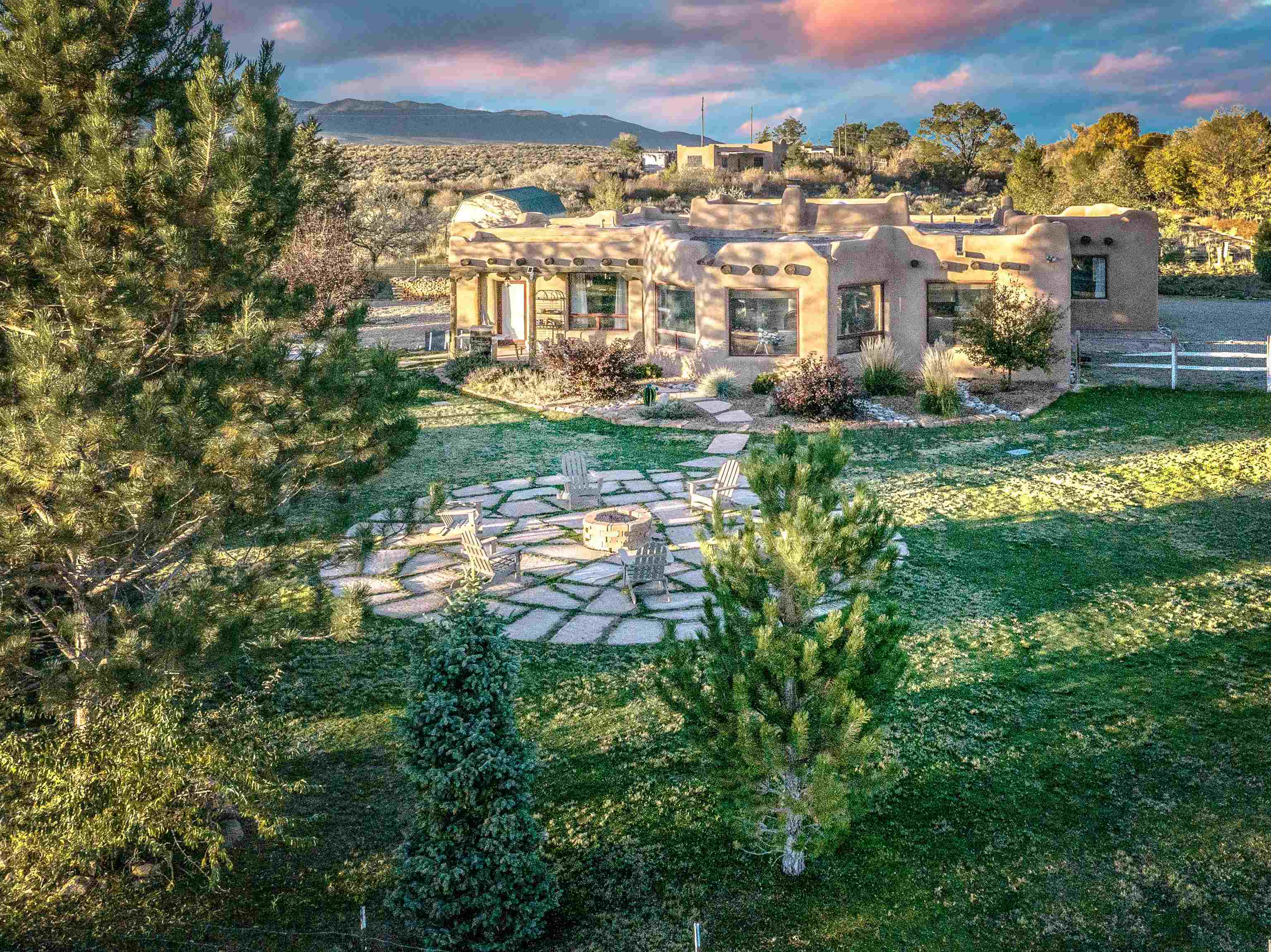 RANCHOS DE TAOS (36A)