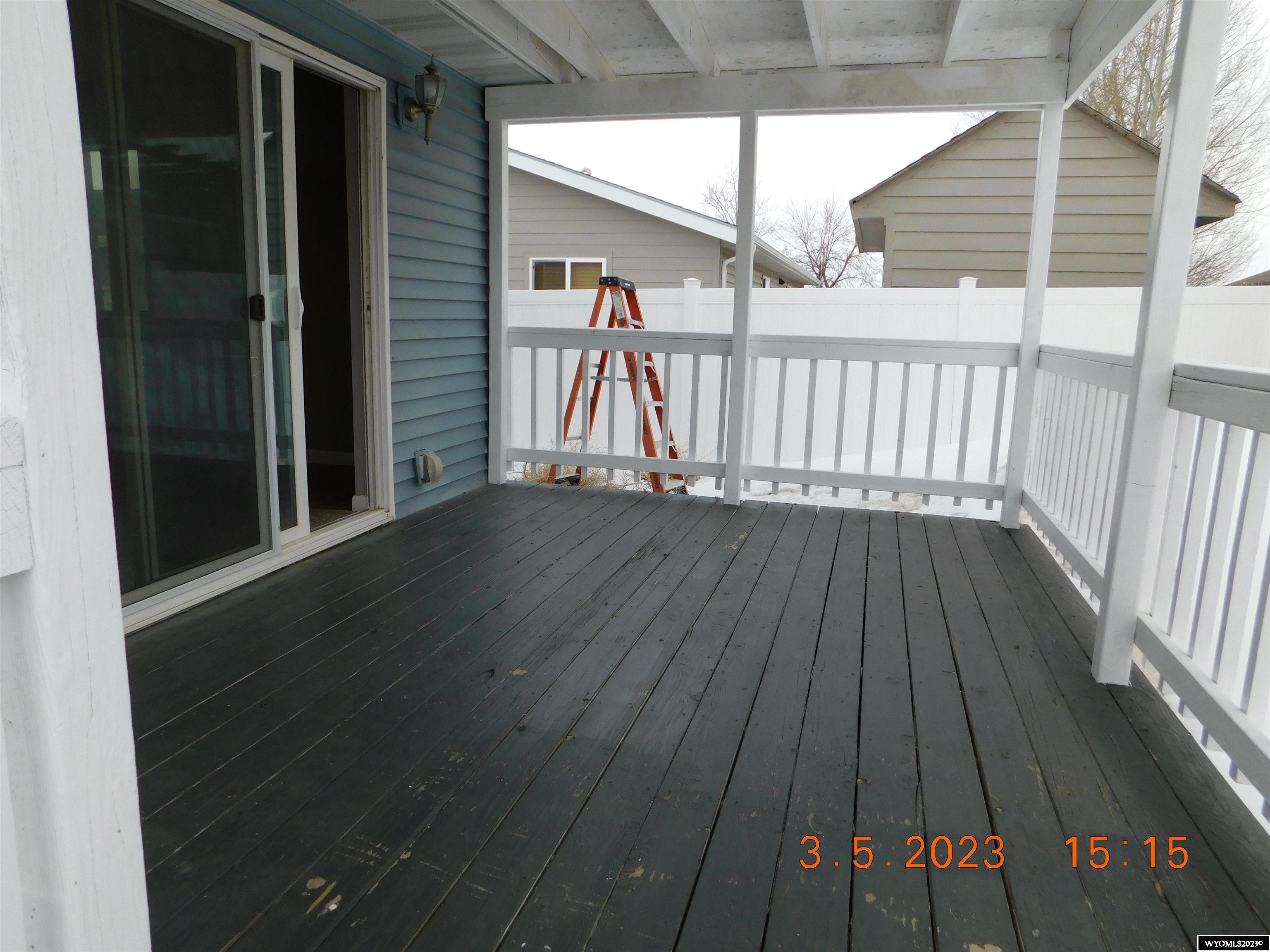 covered back deck