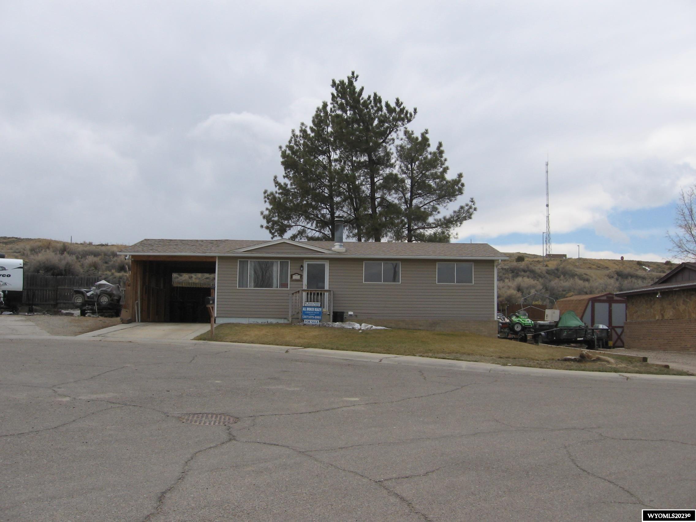 1184 Palisades Court, Rock Springs, WY 82901