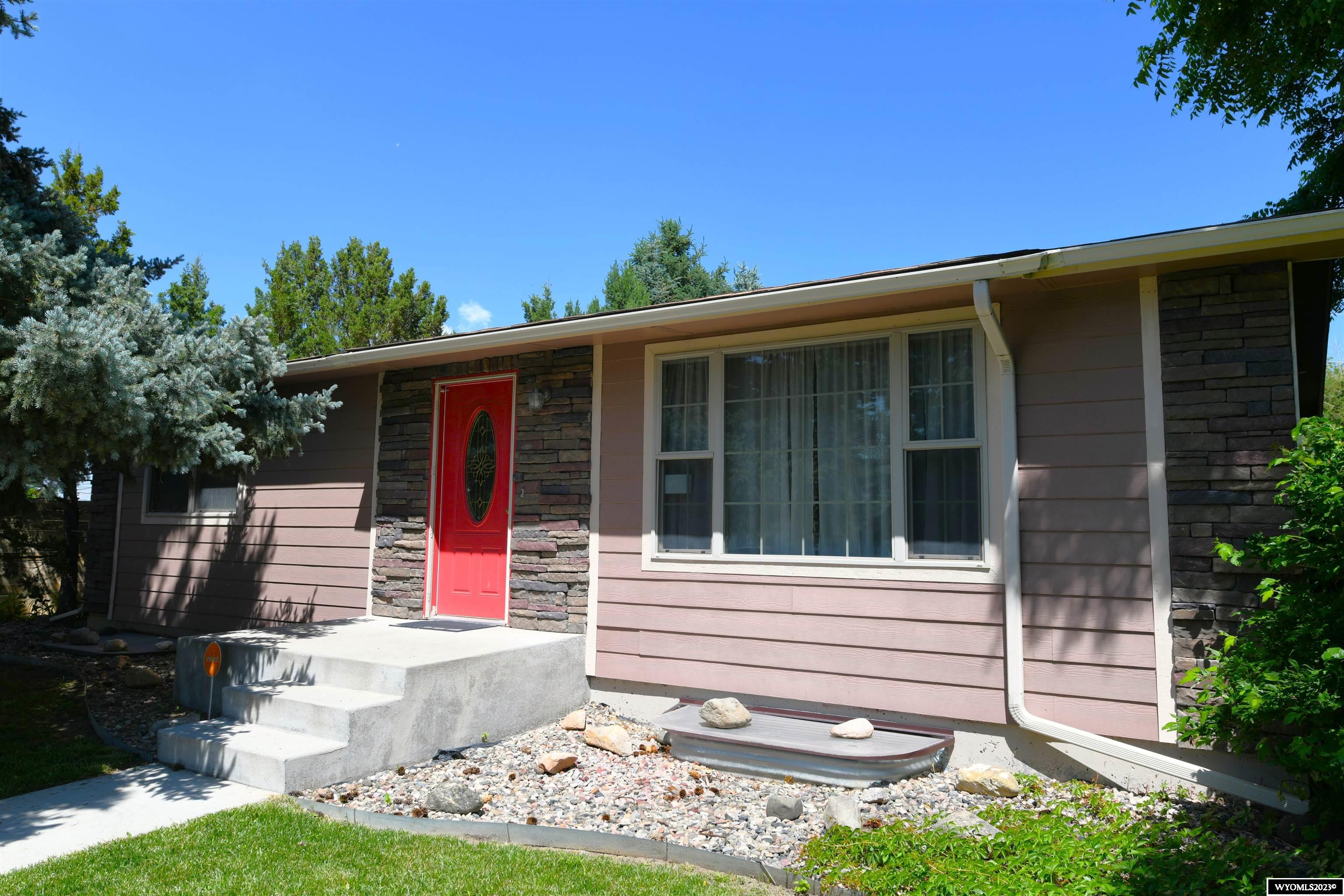 1104 11TH STREET, WHEATLAND, WY 82201 Blue Raven Realty LLC